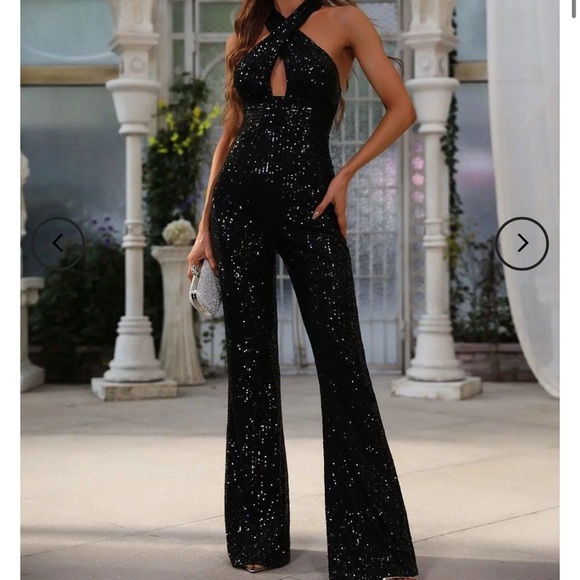 FAERIESTY Crisscross Cut Out Sequin Flare Leg Jumpsuit Size Large - Picture 4 of 12
